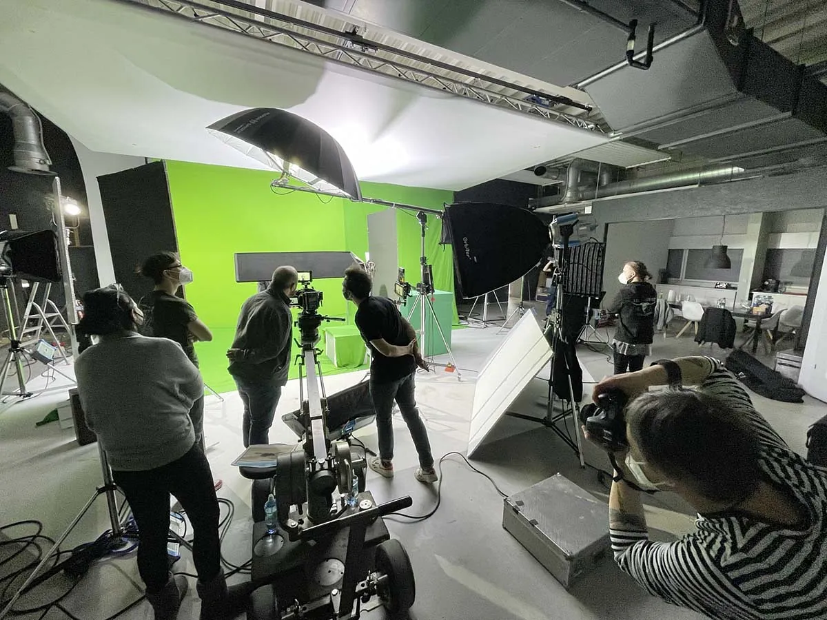 Dreh mit Greenscreen im EOS-Studio